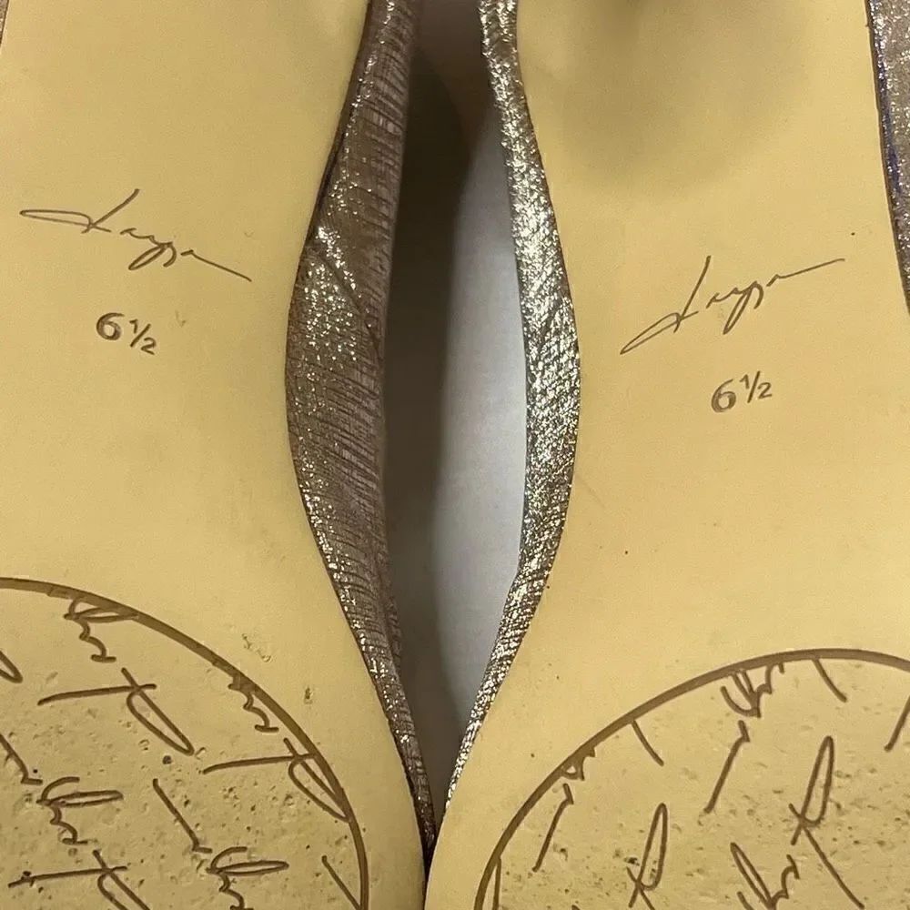Zaya by Zendaya gold shimmer high heel pumps size 6.5. - Picture 8 of 12